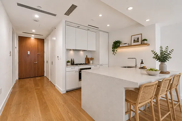 Kitchen, photo 1