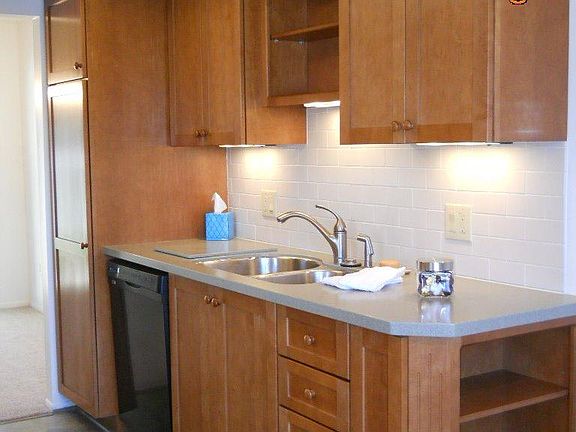 4th image of 3210 Bolgos Cir