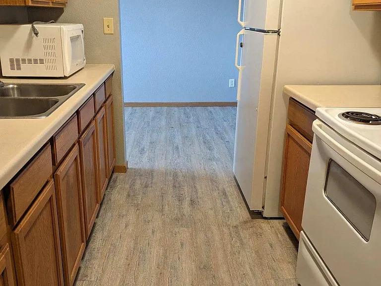 946 E Tower Ave #19 — Photo 3