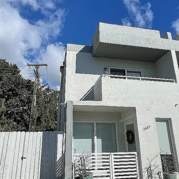 3607 SW 17th St — Photo 1