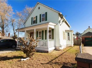 36 Adams Ave, Riverside, RI 02915