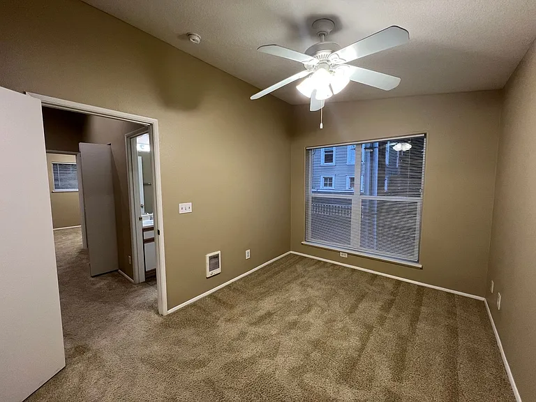 Goose Hollow Townhomes — Photo 20