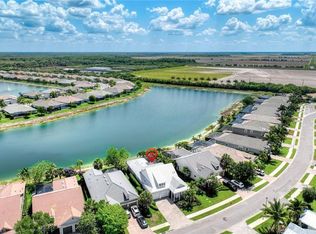 14672 Tropical Dr, Naples, FL 34114