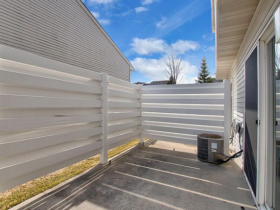 4th image of 1542 Idlewild Ln