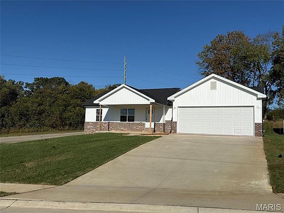 3rd image of 4002 Chapel Ridge Dr