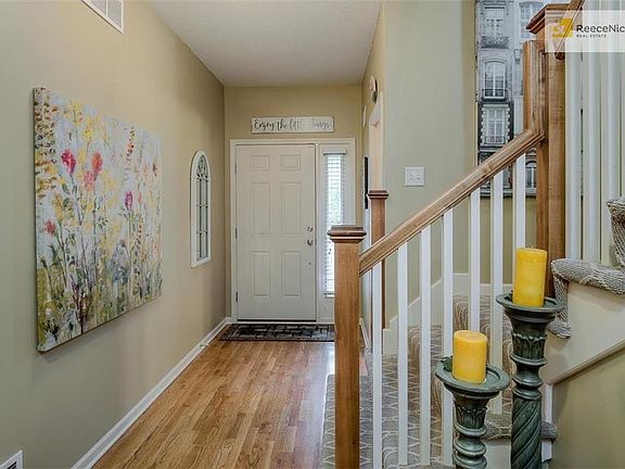 Hardwood floor Entry Hall!