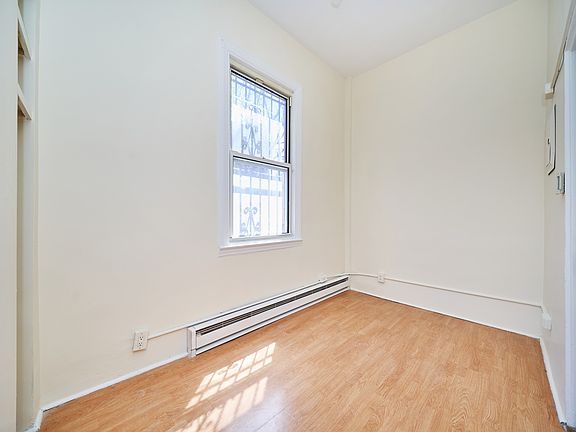 4th image of 40 E 126th St #2F