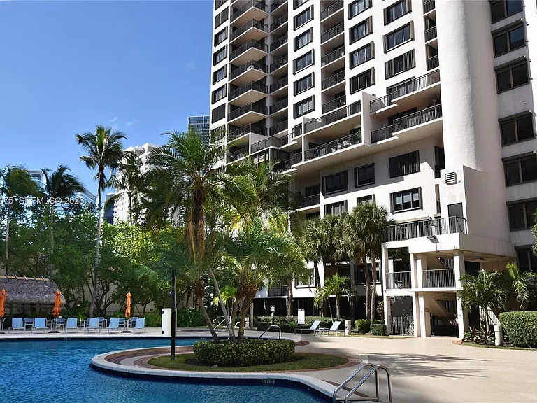 540 Brickell Key Dr #1022 — Photo 21