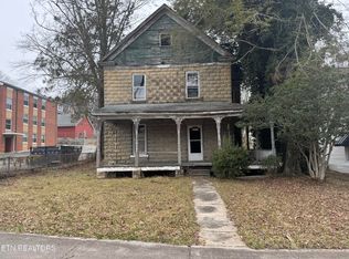 316 Morgan Ave, Harriman, TN 37748