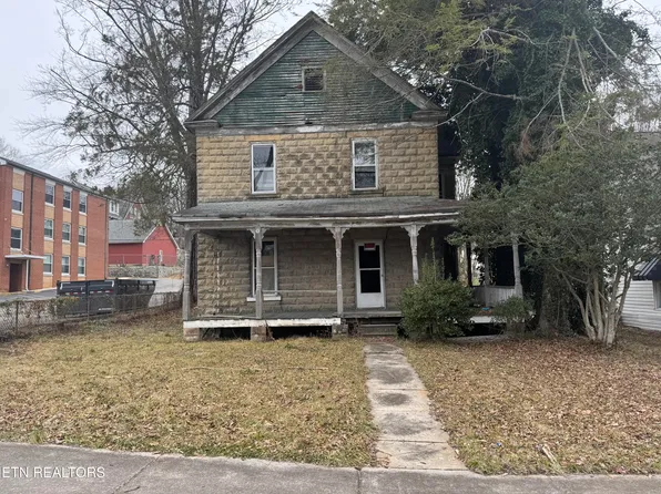 316 Morgan Ave, Harriman, TN 37748