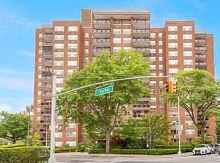7020 108th St APT 2C, Forest Hills, NY 11375