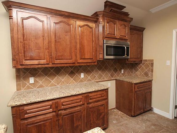 3rd image of 2557 Date Palm Dr