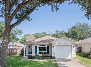 2000 Sequoia Cir, Pensacola, FL 32526