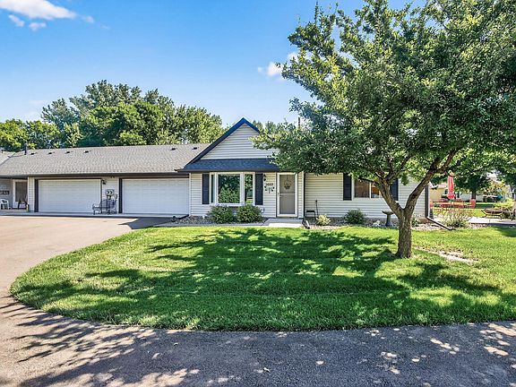 5th image of 3662 Gershwin Ln N