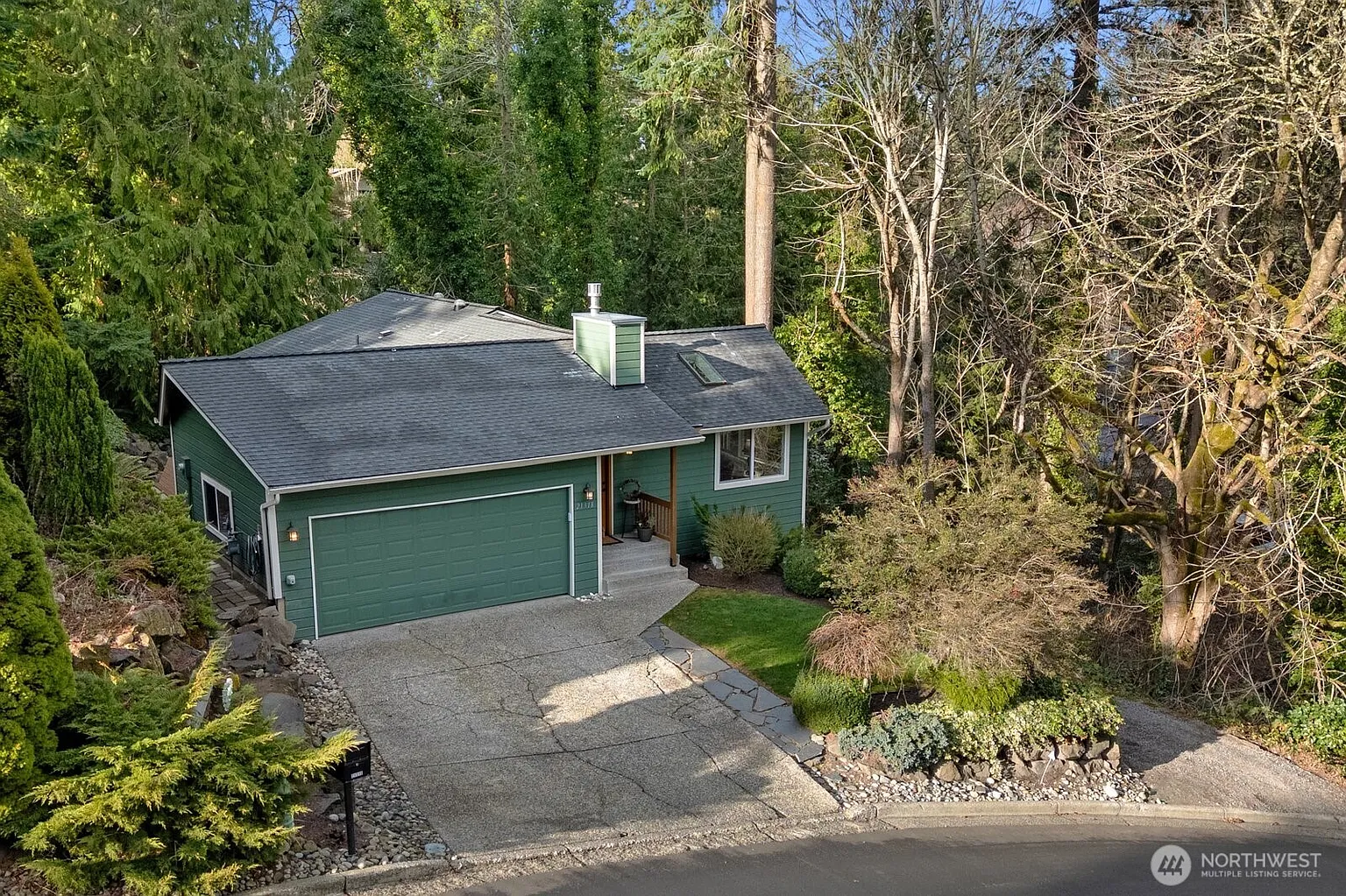 21318 Pioneer Way photo 1