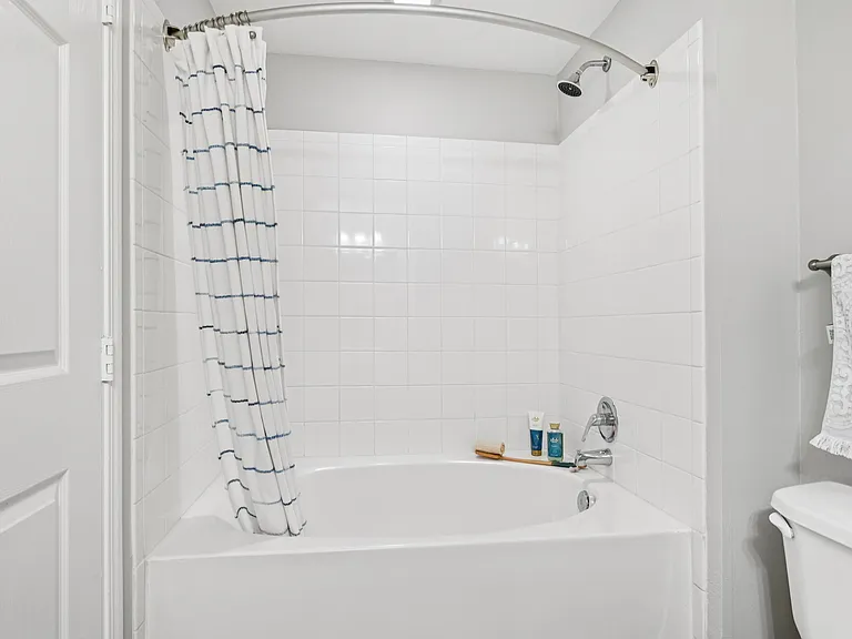 Northpoint Villas — Photo 13