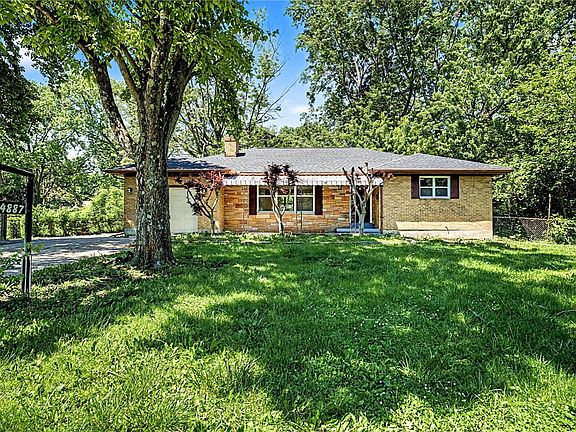4th image of 4887 Glencross Dr