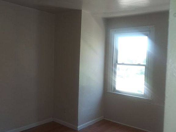 3rd image of 1837 S Vogdes St