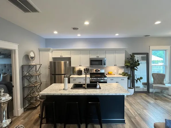 276 W Tupper St APT 4, Buffalo, NY 14201