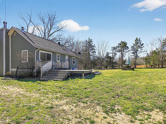 4th image of 1387 Red Hill Rd