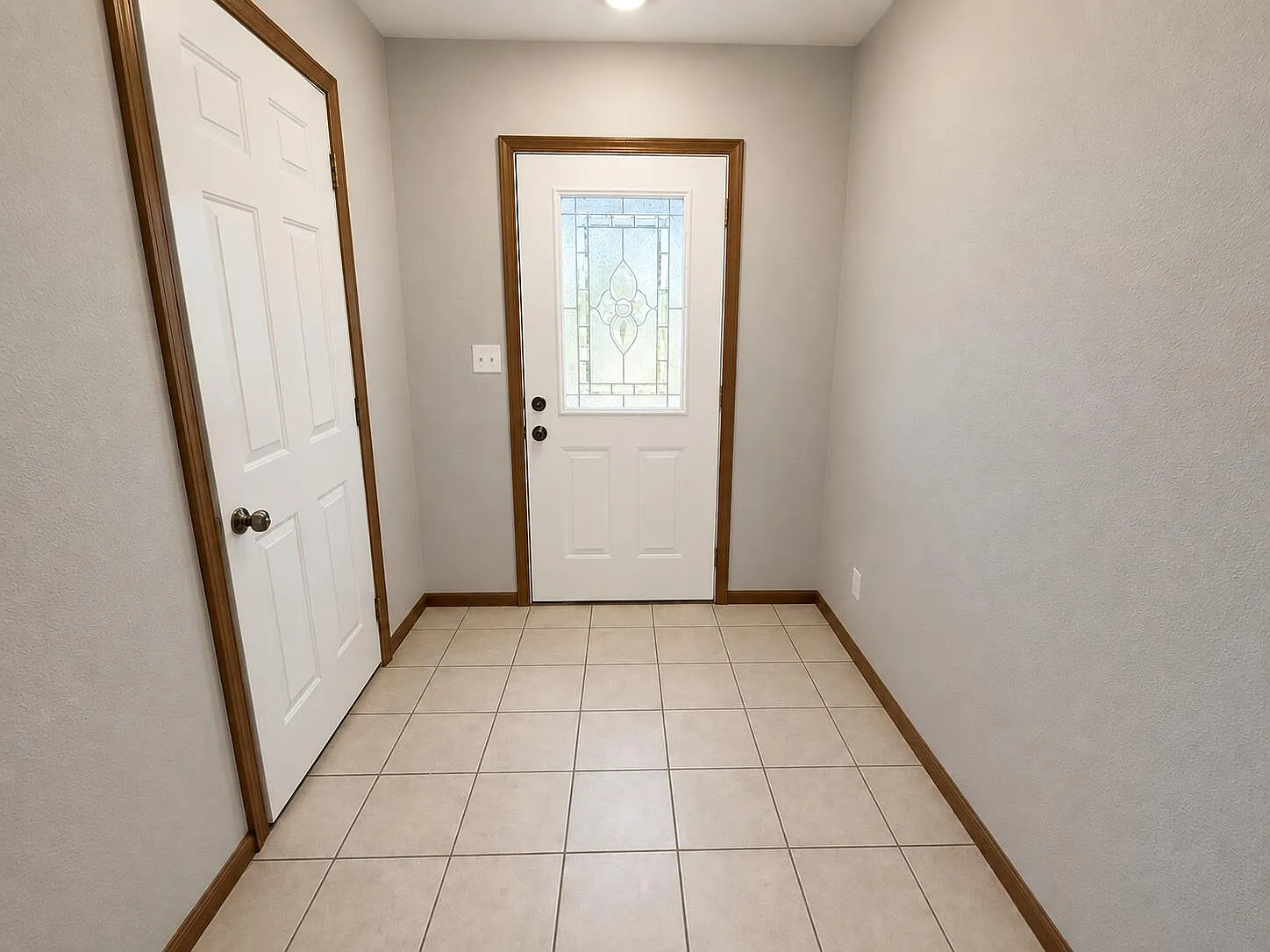 3 bed, 2.0 bath, 1418 sqft, $1,750 — Photo 2