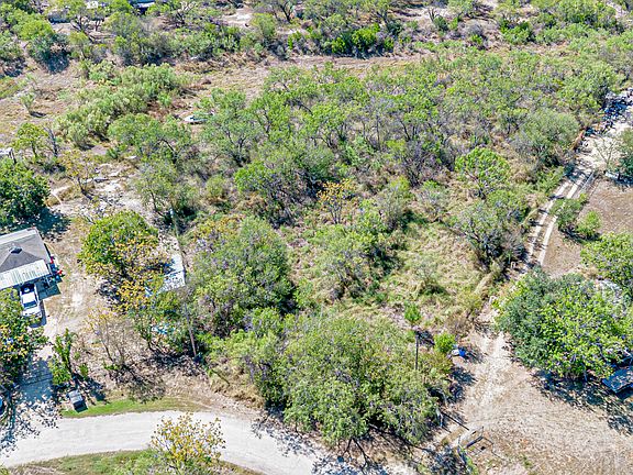 3rd image of 589 County Road 6842 LOT 516
