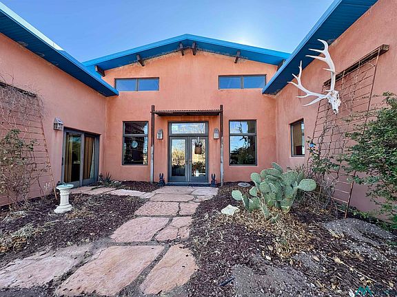 2nd image of 143 Heritage Rd