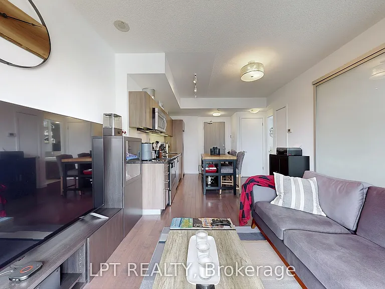 390 Cherry St #503 — Photo 11