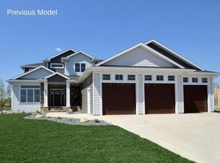 4736 Prairie Pond Xing S, Fargo, ND