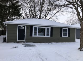 422 S Maple St, Galveston, IN 46932