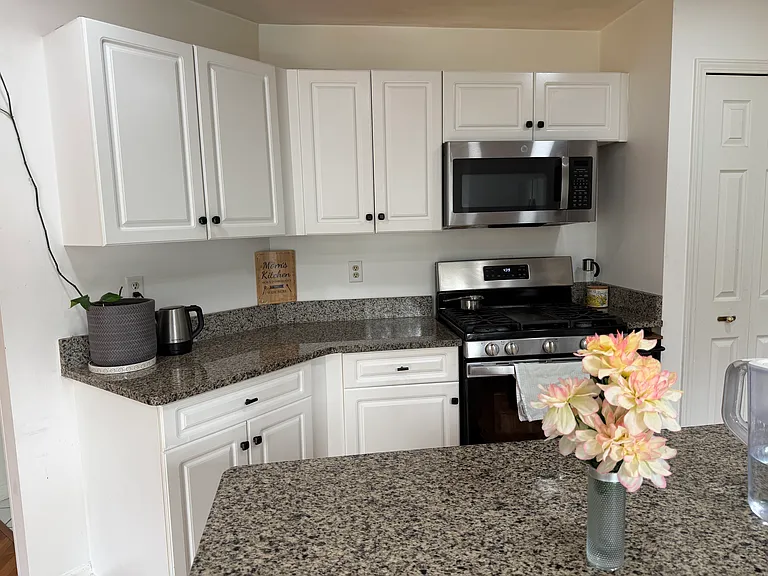 24605 Millcreek Dr — Photo 43