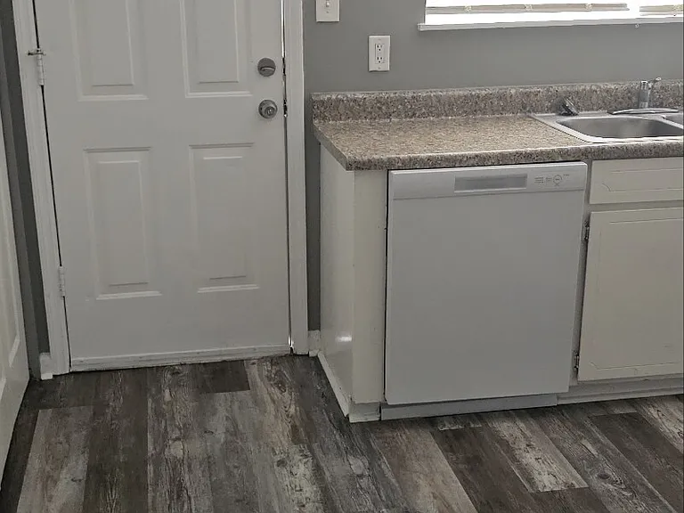 1055 Morningside Dr #2A — Photo 8