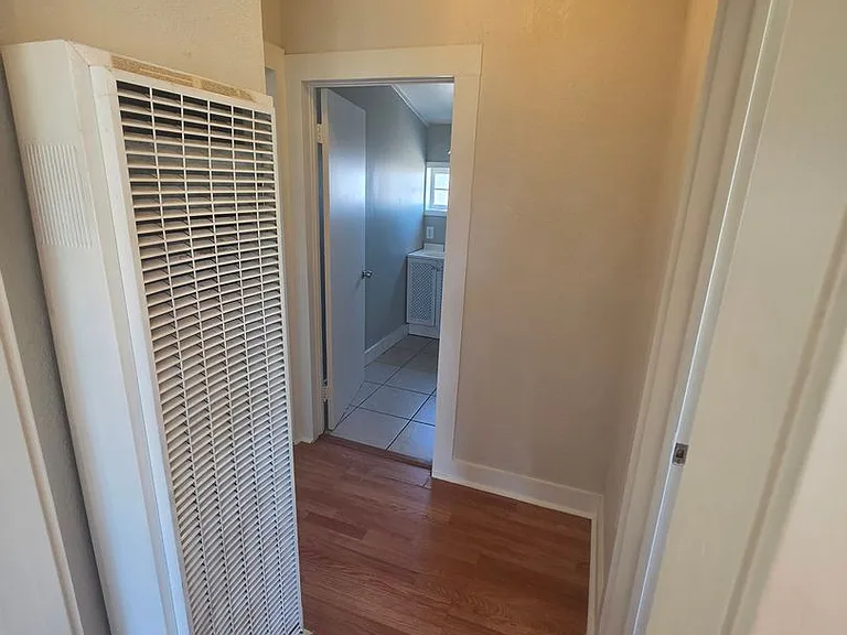 1223 Colusa St — Photo 9