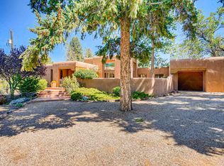 580 E Coronado Rd, Santa Fe, NM 87505