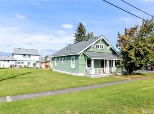 301 Calistoga St W, Orting, WA 98360