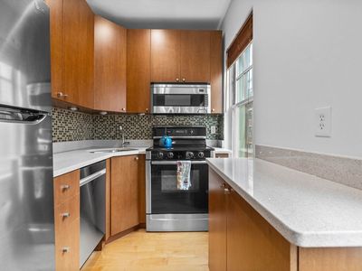 46 Cooper St #3, Boston, MA, 02113