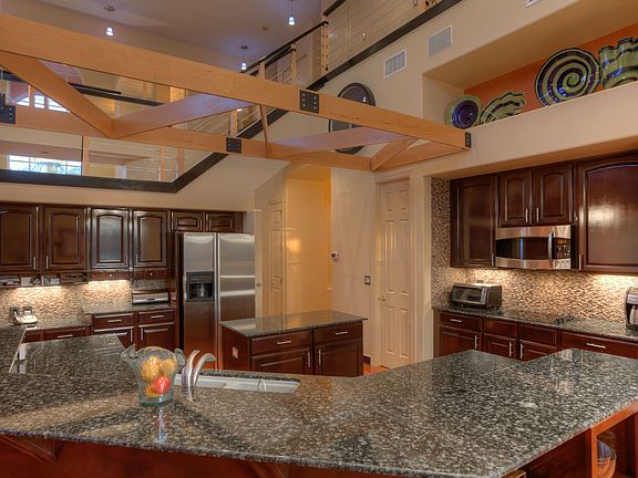 4th image of 17804 Saint Lucia Isle Dr