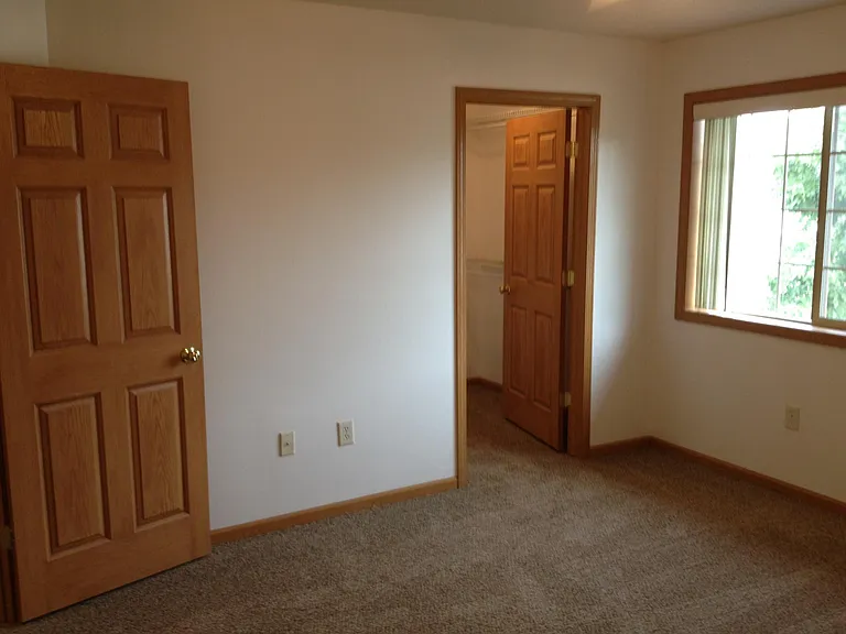 1101 Stuhr Ct — Photo 6