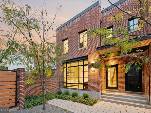 139 W St NW, Washington, DC 20001