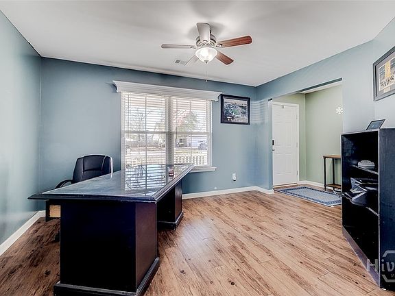 4th image of 112 Bridgewood Drive