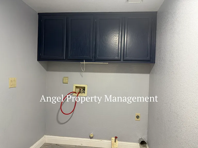 9131 Brienne Way — Photo 29