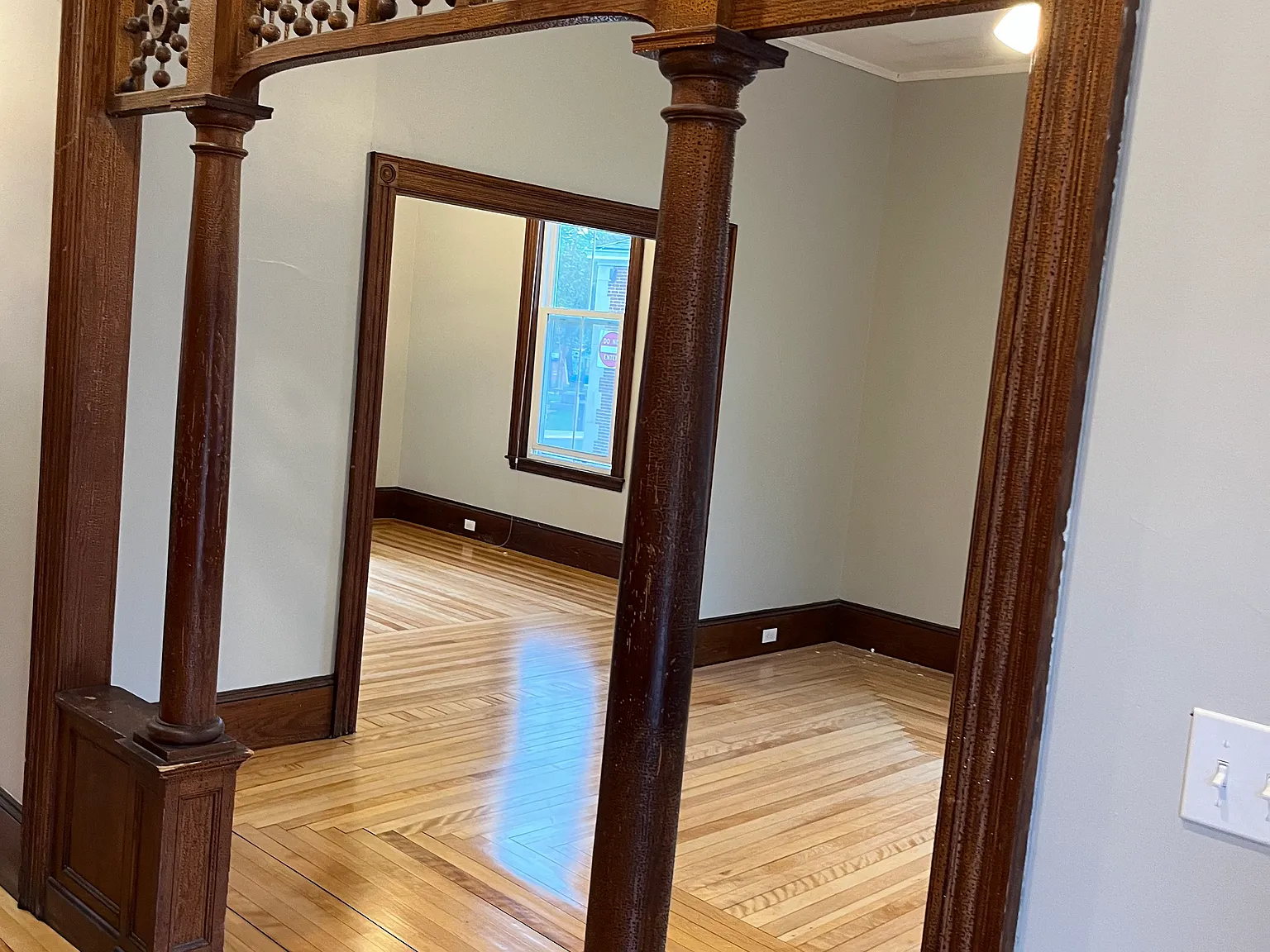 3 bed, 1200 sqft, $2,700 — Photo 1