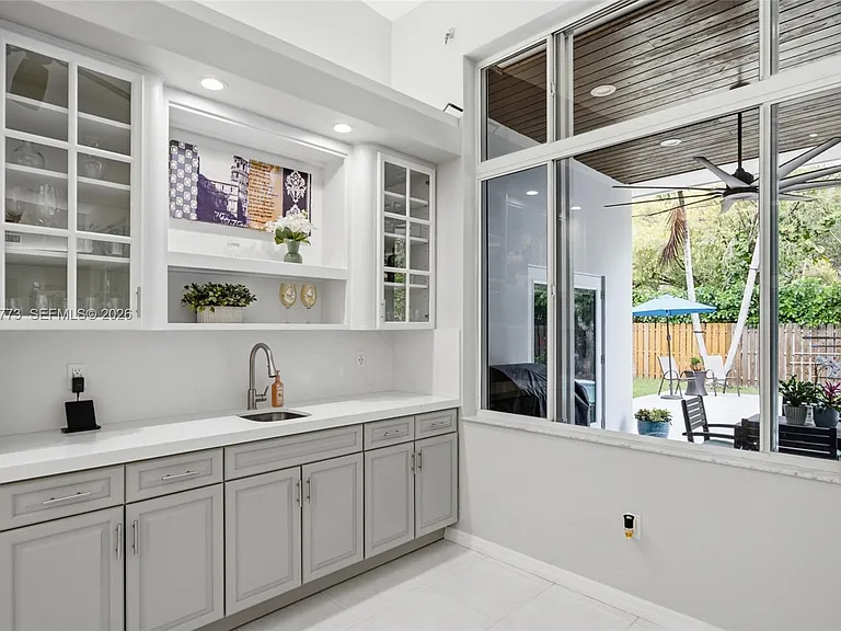 15845 SW 87th Ave — Photo 26