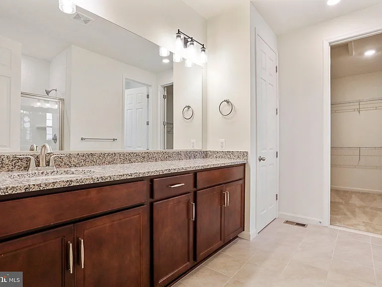 12229 Fallen Timbers Cir — Photo 28