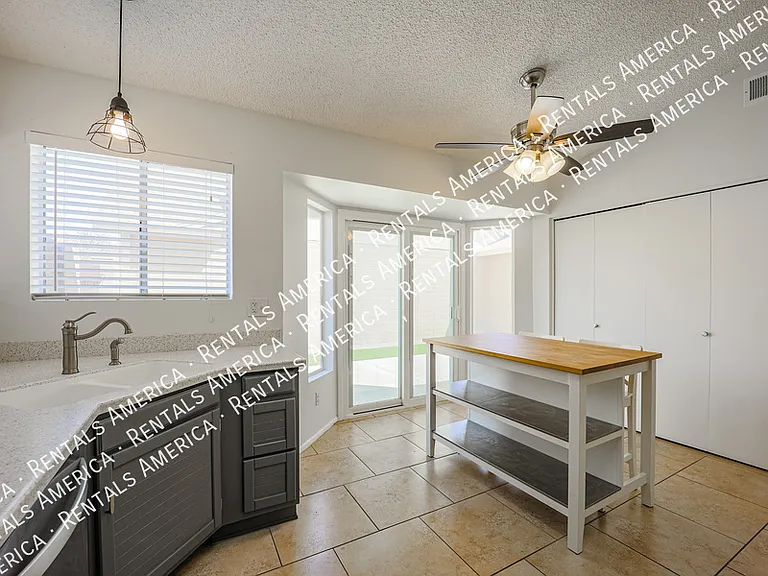 1055 N Recker Rd #1018 — Photo 10