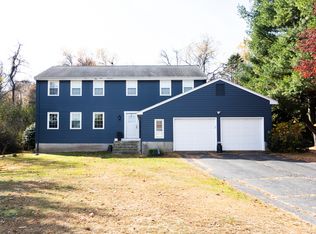 354 Hang Dog Ln, Wethersfield, CT 06109