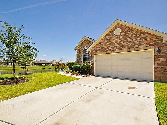 2 car garage
