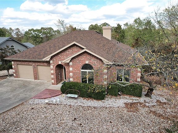 3rd image of 4 Dunedin Cir