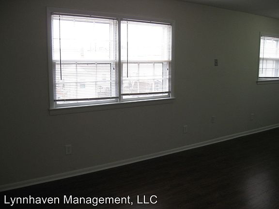 3rd image of 840 Little Bay Ave APT 5