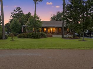 509 Wildewood Dr, Chandler, TX 75758